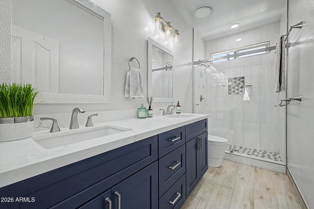 2176 E INDIAN WELLS Drive, Gilbert, AZ 85298