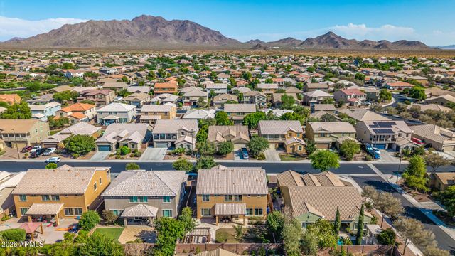 2176 E INDIAN WELLS Drive, Gilbert, AZ 85298