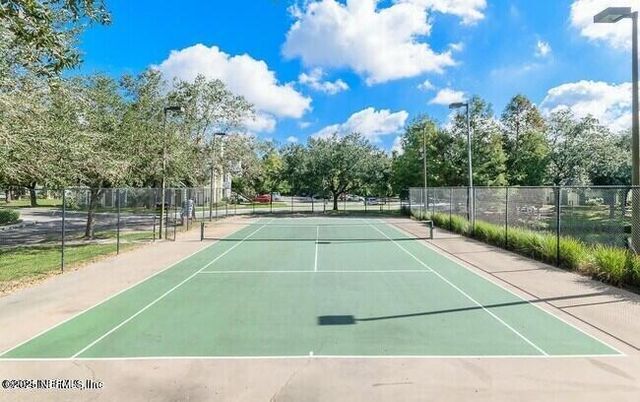 13700 N RICHMOND PARK Drive 806, Jacksonville, FL 32224