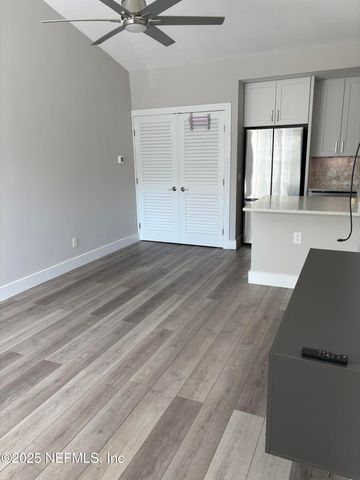 13700 N RICHMOND PARK Drive 806, Jacksonville, FL 32224