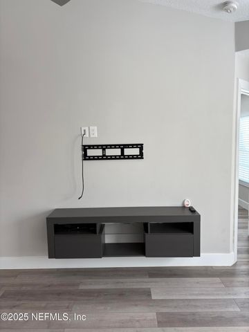 13700 N RICHMOND PARK Drive 806, Jacksonville, FL 32224