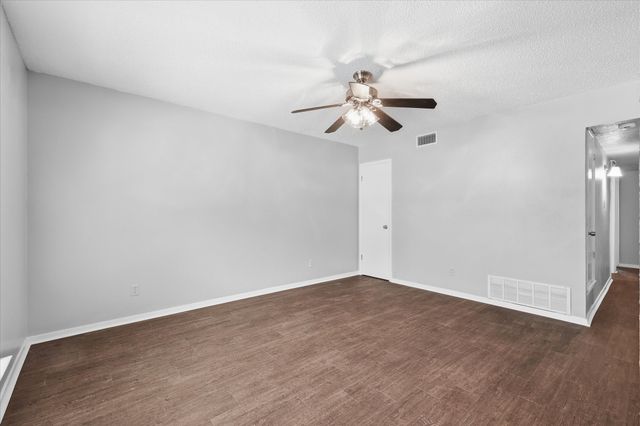 3318 Woodthrush Lane, Denton, TX 76209