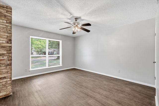 3318 Woodthrush Lane, Denton, TX 76209