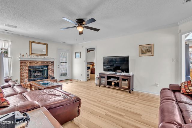 201 Blueberry Court, Hubert, NC 28539