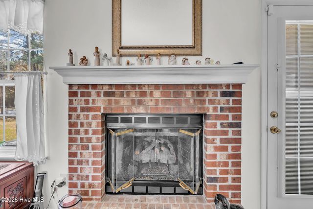 201 Blueberry Court, Hubert, NC 28539