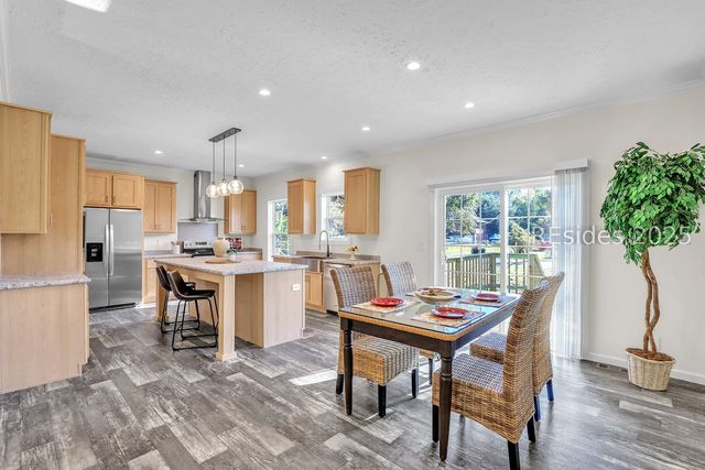 13 Vine St, Hilton Head Island, SC 29926