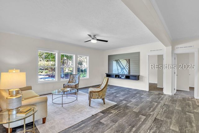 13 Vine St, Hilton Head Island, SC 29926