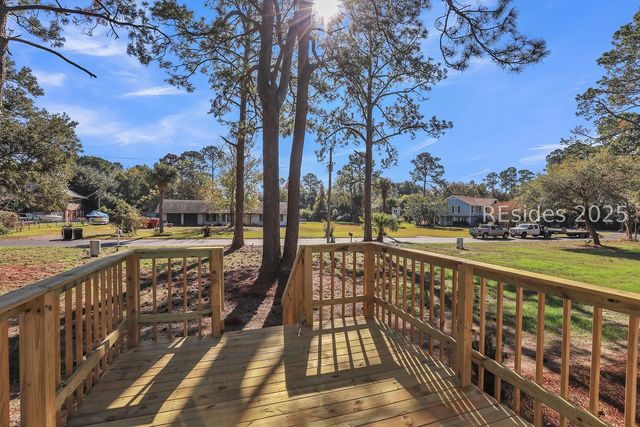 13 Vine St, Hilton Head Island, SC 29926