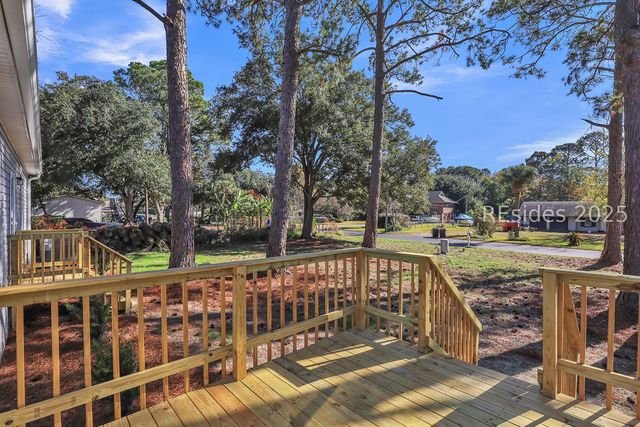 13 Vine St, Hilton Head Island, SC 29926