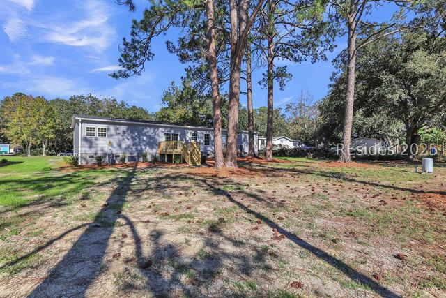 13 Vine St, Hilton Head Island, SC 29926