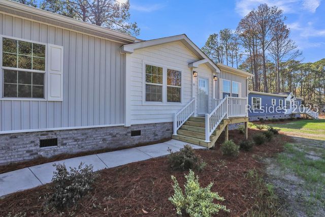 13 Vine St, Hilton Head Island, SC 29926