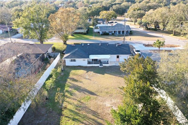 250 VOLUSIA DRIVE, Winter Haven, FL 33884