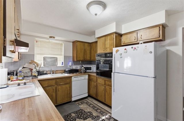 3070 Vale Drive, Kettering, OH 45420