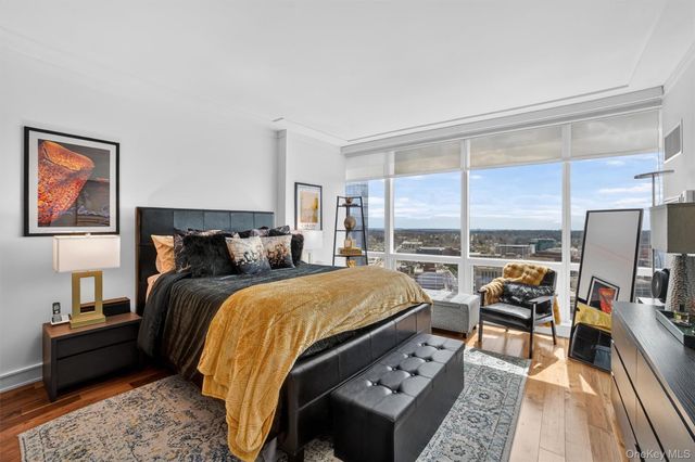 5 Renaissance Square 26E, White Plains, NY 10601