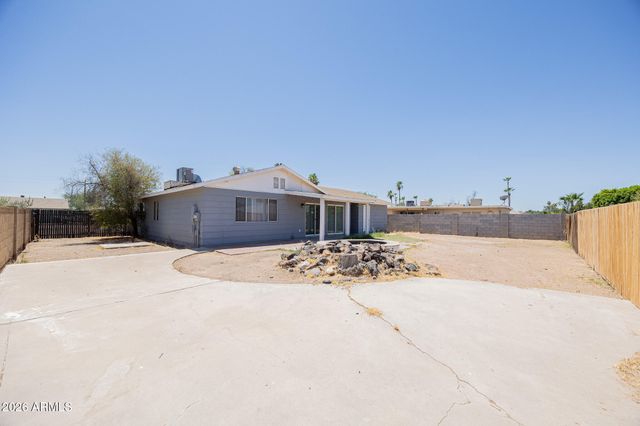 4704 S LA ROSA Drive, Tempe, AZ 85282