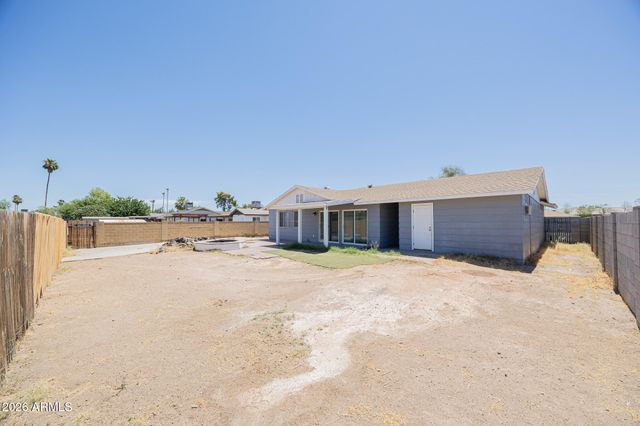 4704 S LA ROSA Drive, Tempe, AZ 85282