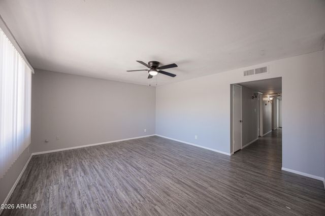 4704 S LA ROSA Drive, Tempe, AZ 85282