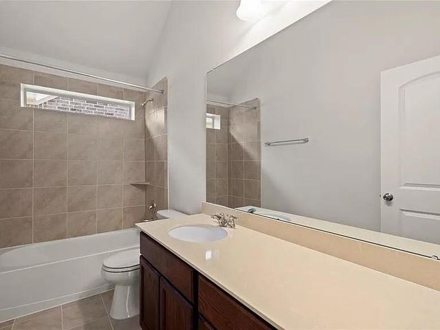 6142 Thief River Falls Drive, Katy, TX 77493