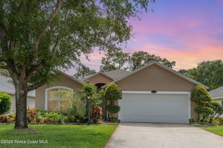 936 Tavernier Circle NE, Palm Bay, FL 32905
