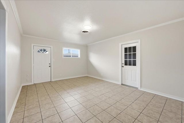 1520 Longhorn Avenue, Orange, TX 77630