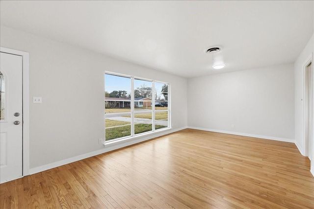 1520 Longhorn Avenue, Orange, TX 77630