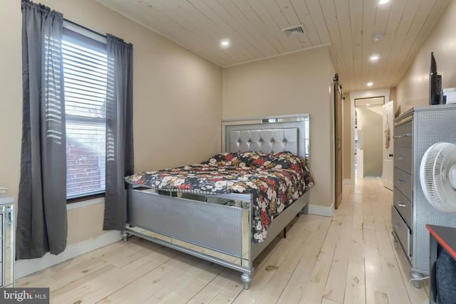 140 S 8TH ST, Lebanon, PA 17042