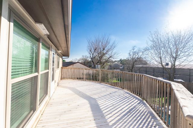 6510 Trimstone Drive, Pasadena, TX 77505