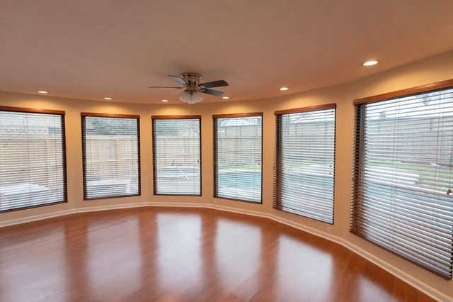 6510 Trimstone Drive, Pasadena, TX 77505