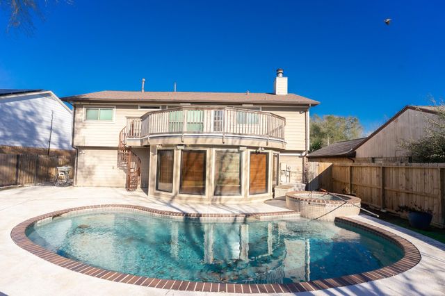 6510 Trimstone Drive, Pasadena, TX 77505