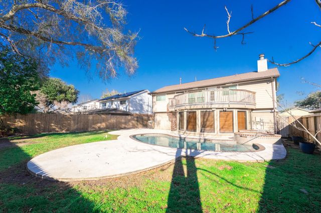 6510 Trimstone Drive, Pasadena, TX 77505