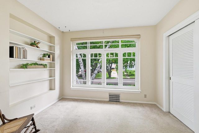 2205 N 71st STREET, Wauwatosa, WI 53213
