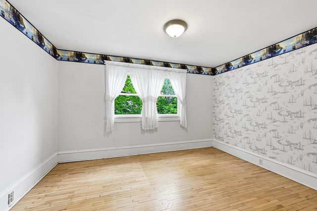 2205 N 71st STREET, Wauwatosa, WI 53213