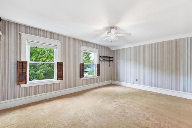 2205 N 71st STREET, Wauwatosa, WI 53213