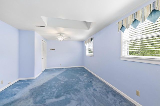2205 N 71st STREET, Wauwatosa, WI 53213