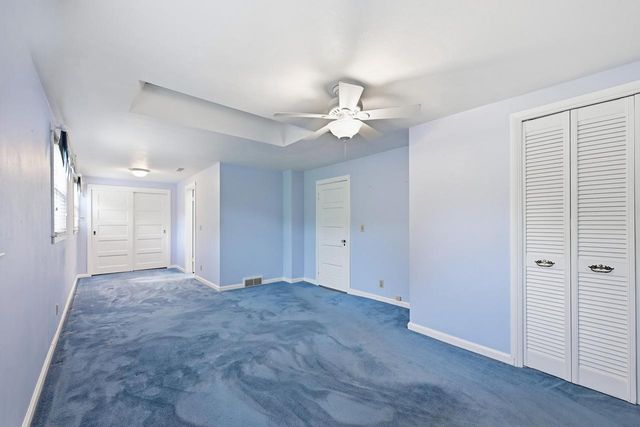 2205 N 71st STREET, Wauwatosa, WI 53213