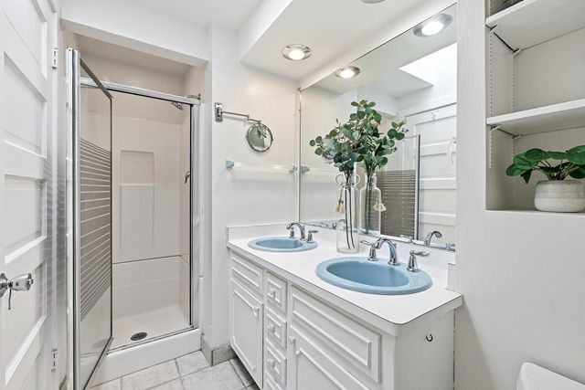 2205 N 71st STREET, Wauwatosa, WI 53213