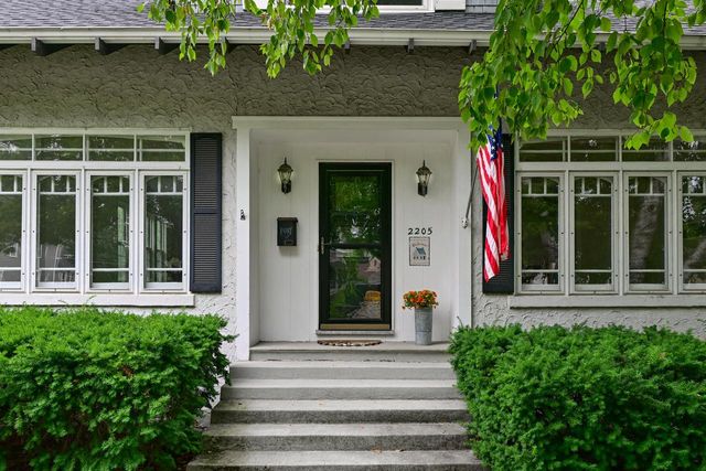 2205 N 71st STREET, Wauwatosa, WI 53213