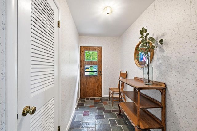 2205 N 71st STREET, Wauwatosa, WI 53213