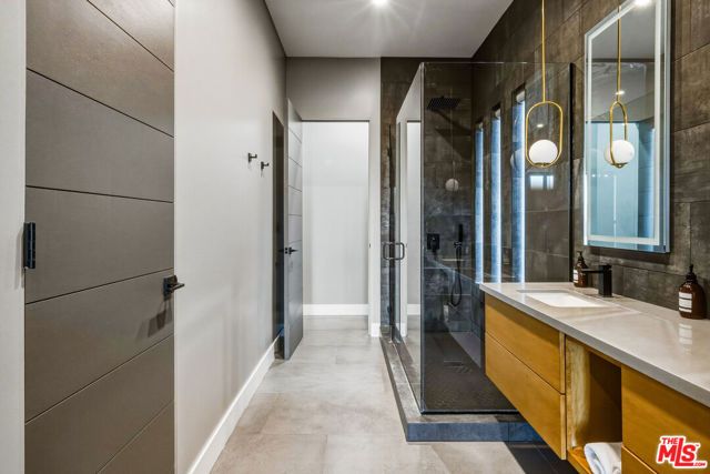 3945 Anita Avenue, Yucca Valley, CA 92284