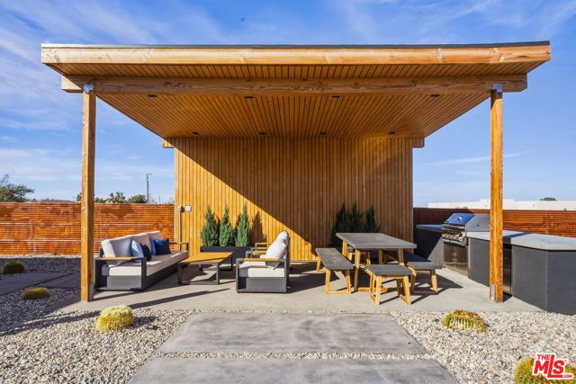 3945 Anita Avenue, Yucca Valley, CA 92284