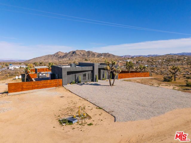 3945 Anita Avenue, Yucca Valley, CA 92284