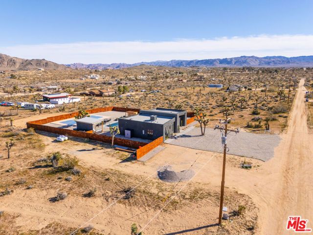 3945 Anita Avenue, Yucca Valley, CA 92284