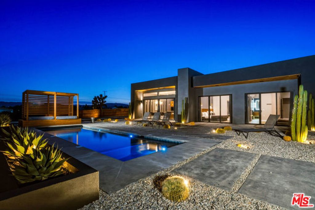 3945 Anita Avenue, Yucca Valley, CA 92284