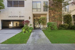 528 N Jackson Street 303, Glendale, CA 91206