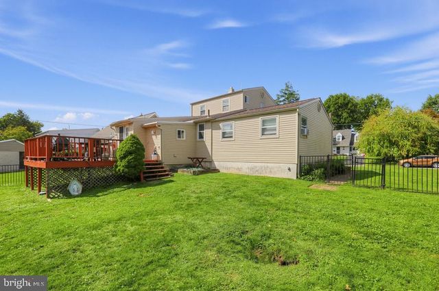 220 ORLEMANN AVE, Oreland, PA 19075