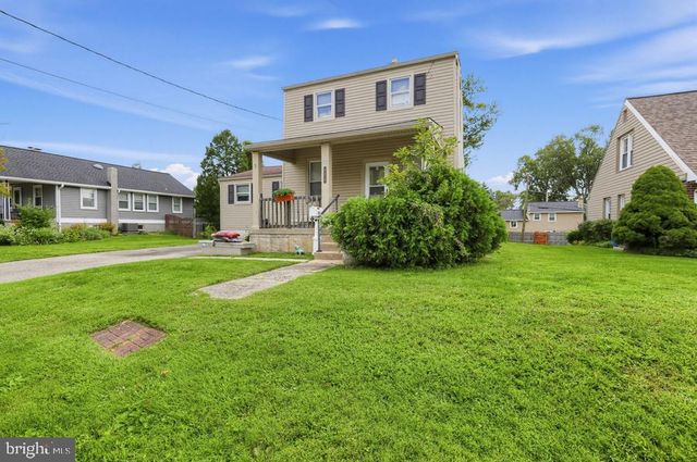 220 ORLEMANN AVE, Oreland, PA 19075