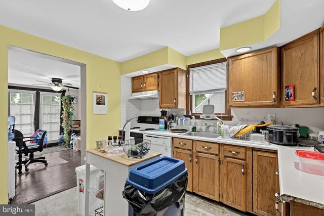 220 ORLEMANN AVE, Oreland, PA 19075