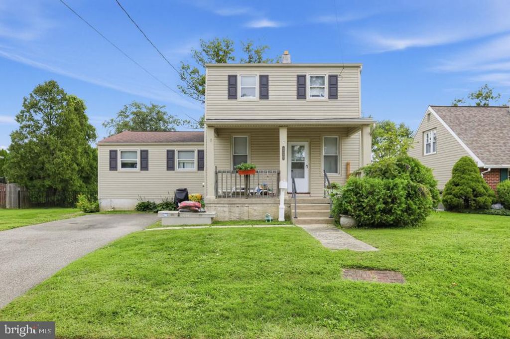 220 ORLEMANN AVE, Oreland, PA 19075