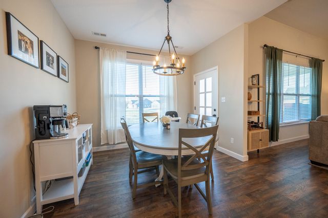 5971 W TAMARACK DR, Columbia, MO 65203