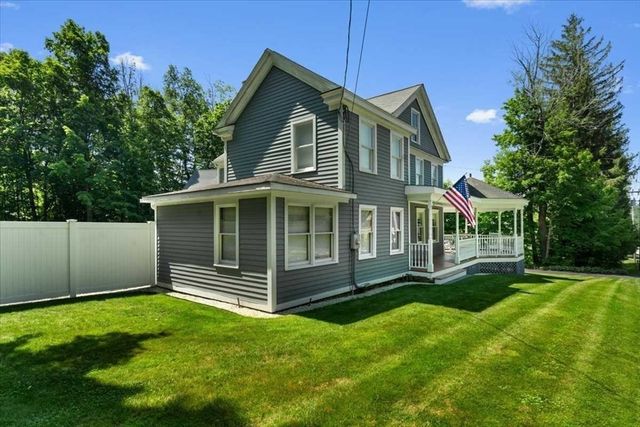 78 Highland St, Holden, MA 01520